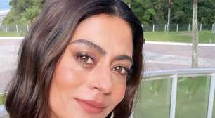 Aos 42 anos, corpo de Carol Castro chama à atenção