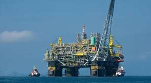 Alta do petróleo assusta mercado após tensão no Estreito de Ormuz