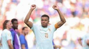 Artilheiro e politizado: Mbappé luta por mais uma Copa e por direitos na França