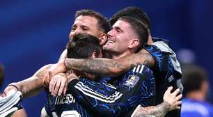 Argentina busca virada na garra contra Inglaterra e vai para segunda final seguida de Copa do Mundo