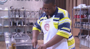 Perdeu tudo? Após acusações de calote, ex-MasterChef revela motivo de vender biscoitos nas ruas