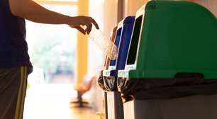 Precisa lavar embalagens antes de jogar no lixo reciclável? Entenda