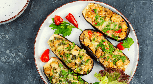 Almoço saudável e prático: 5 receitas com berinjela para incluir na dieta