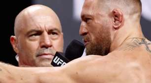 Chocado, Joe Rogan culpa Conor McGregor por grave lesão na luta contra Max Holloway no UFC 329