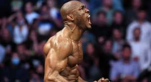Kamaru Usman crava lugar entre os cinco maiores da história do UFC: 'Já estou'