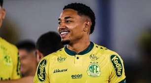 Esposa de Fernandinho faz comentário racista contra torcedor do Ceará nas redes sociais
