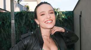 "Quem sabe, em algum momento, eu volte a cantar", desconversa Larissa Manoela
