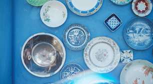 Louças na decoração: 5 maneiras de usar pratos, xícaras e bules além da mesa posta