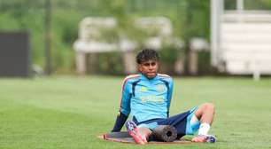 Lamine Yamal é poupado de treino da Espanha; atacante é visto com proteção na coxa