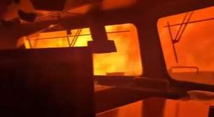Vídeo mostra trem cercado por incêndio florestal no Canadá: 'A situação está ficando um pouco assustadora'