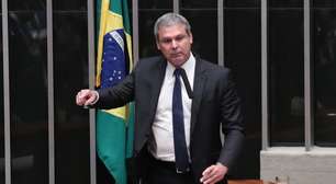 Vice-líder do governo na Câmara, Lindbergh Farias chama tarifaço de 'tariflávio': 'Obra dos Bolsonaros'