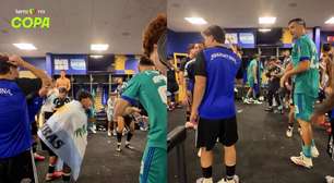 Jogadores da Argentina não perdoam ingleses e pedem 'um minuto de silêncio' em festa no vestiário