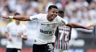 Corinthians avança por Wesley, mas regularização na Fifa ainda é obstáculo para fechar negócio