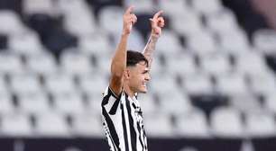 Lucas Emanuel quebra marca do Botafogo neste século no Brasileirão