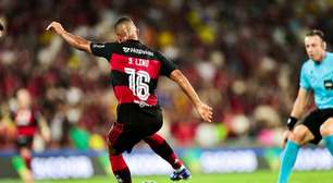 Samuel Lino vive nova fase no Flamengo e vira líder de assistências na Série A