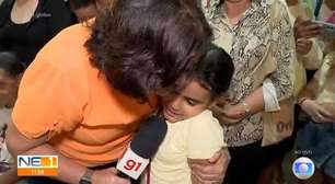 Quem é a repórter que deu lição de empatia ao acolher menina órfã ao vivo em telejornal
