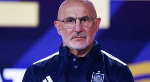 Técnico da Espanha pede respeito após vaias de argentinos em evento antes de final da Copa