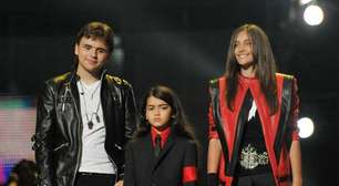 Filha de Michael Jackson trava guerra contra irmãos pela fortuna de R$ 4 bilhões