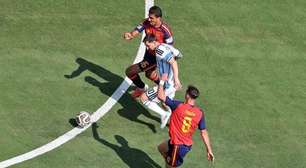 Espanha conquista a Copa com a melhor defesa da história dos Mundiais