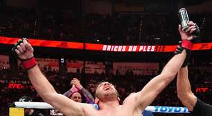 Dricus du Plessis manda recado após vitória no UFC Oklahoma City