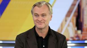 Como Christopher Nolan entra em contato com os atores mesmo sem ter celular
