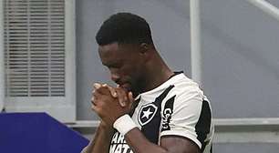 Cadê Bastos? Botafogo discute saída antecipada do zagueiro