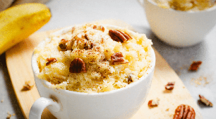 Bolo de caneca proteico: 3 receitas fáceis para o lanche da tarde