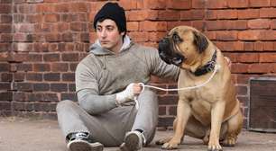 50 anos depois, cinebiografia sobre os bastidores do filme Rocky ganha trailer inédito e revela ator que é cópia exata de Sylvester Stallone