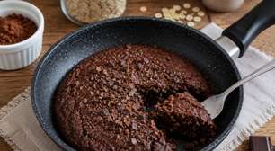 Brownie de frigideira fit: receita prática, saudável e pronta em poucos minutos