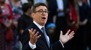 Quais são os desafios de Andy Burnham, novo primeiro-ministro britânico?