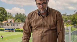 Mais de 10 galãs e um homem irreconhecível: aos 49 anos, esse ator abandona imagem de mocinho de novela da Globo para viver um dos papeis mais diferentes de sua carreira em 'Jogada de Risco'