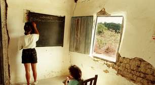 Idosos sem passado e jovens sem futuro na educação brasileira