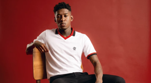 Flamengo divulga fotos de suas novas camisas