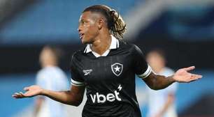 Botafogo pretende usar Danilo Santos no Brasileiro e pode frustrar planos do Palmeiras