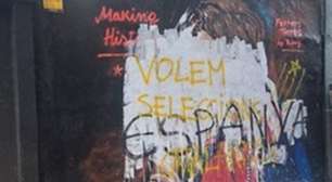 Mural em homenagem a Ferran Torres é vandalizado na Espanha em menos de 24h