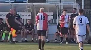 Vídeo: comentarista de 80 anos participa de amistoso de pré-temporada