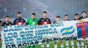 Antes de jogo da Sul-Americana, equipe mostra apoio a seleção argentina