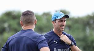 Fluminense aguarda propostas, mas prioriza competitividade