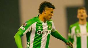 Vasco recebe aval e encaminha contratação de volante colombiano Nelson Deossa, do Betis