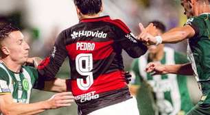 Na volta ao Brasileirão, Flamengo controla e goleia a Chapecoense em SC