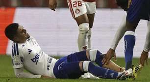 Cruzeiro confirma grave lesão de Gabriel Pec, que terá que passar por cirurgia