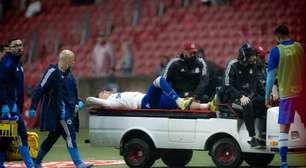 Gabriel Pec sofre fratura na perna em estreia como titular pelo Cruzeiro