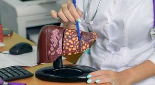Médicos alertam: sucos e chás detox não limpam o fígado, veja o que funciona