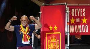 De la Fuente revela segredo da Espanha campeã do Mundo: "Somos os 26 espanhóis"