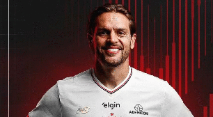 Zagueiro do São Paulo sente a coxa e vira desfalque