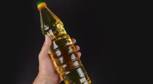 O truque do vinagre na janela que ajuda a manter insetos longe de casa sem usar pesticidas