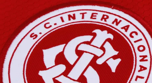 Inter emite nota oficial e confirma saída de meia