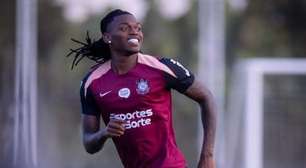 Rafael Leão treina no CT do Corinthians e conversa com Diniz