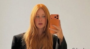 Marina Ruy Barbosa combina peças curingas com sapato verde em couro com efeito crocodilo da Chanel