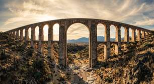 O aqueduto mexicano de quase 40 metros que levou água pelo planalto usando arcos, adobe e gravidade